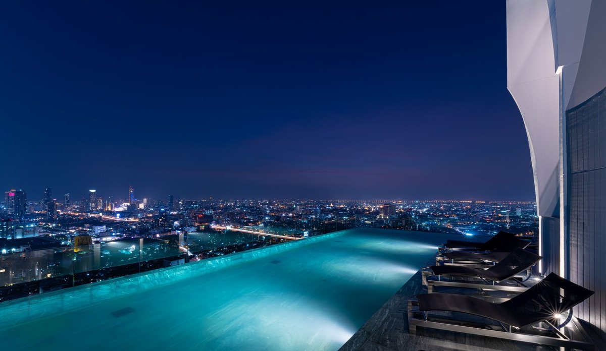 Sky Pool of Park Origin Ratchathewi at night